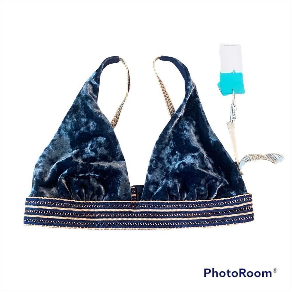 NWT Dawn To Dusk Velvet Twist-Front Swim Top